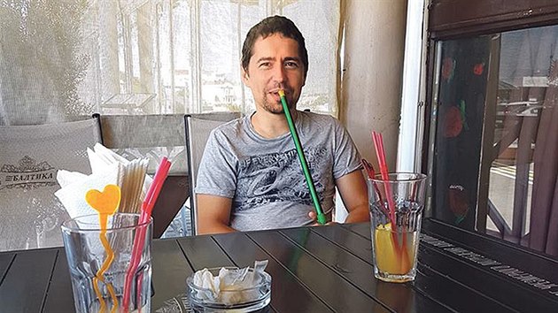 Andrej Babi zveejnil na svm facebookovm profilu fotky syna Andreje, maj ho zachycovat bhem jeho loskho pobytu na Krymu.