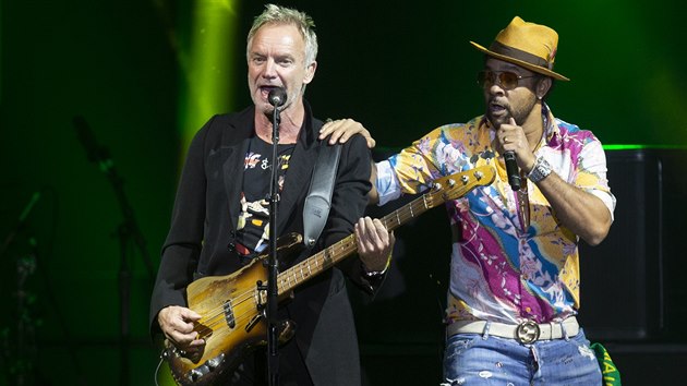Sting a Shaggy na spolenm koncertu v praskm Foru Karln 16. listopadu 2018