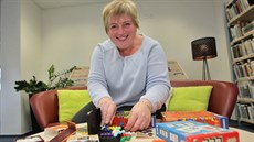 Do kurzů Dagmar Maroszové chodí studenti, dospělí i senioři. Při lekcích... Do kurzů Dagmar Maroszové chodí studenti, dospělí i senioři. Při lekcích...