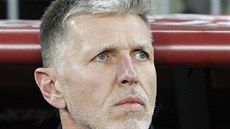 Trenér českých fotbalistů Jaroslav Šilhavý během přípravného utkání v Polsku. Trenér českých fotbalistů Jaroslav Šilhavý během přípravného utkání v Polsku.