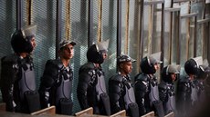 Egyptská policie u soudu v Káhiře (28. července 2018) Egyptská policie u soudu v Káhiře (28. července 2018)