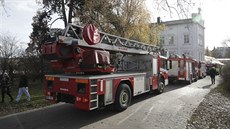 Hasiči zasahovali v Museu Kampa u požáru výtahu. (14.11.2018) Hasiči zasahovali v Museu Kampa u požáru výtahu. (14.11.2018)