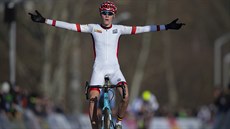 Holanan Mathieu Van Der Poel finiuje v závod Svtového poháru v Táboe.