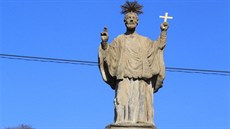 Socha sv. Františka Xaverského v Husitské ulici stála socha od roku 1717, v... Socha sv. Františka Xaverského v Husitské ulici stála socha od roku 1717, v...