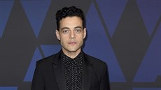 Rami Malek na Governors Awards (Los Angeles, 18. listopadu 2018) Rami Malek na Governors Awards (Los Angeles, 18. listopadu 2018)
