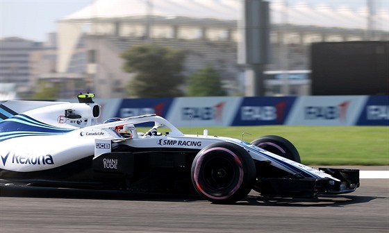 Robert Kubica z Williamsu na testech v Abú Zabí