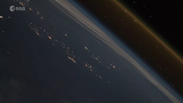 Podívejte se, jak vypadá start rakety při pohledu z vesmíru Podívejte se, jak vypadá start rakety při pohledu z vesmíru