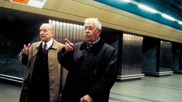 Stanislav Zindulka a Vlastimil Brodsk ve filmu Bab lto (2001)