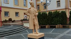 Socha legionáře Josefa Jiřího Švece stojí před vysokoškolskými kolejemi v... Socha legionáře Josefa Jiřího Švece stojí před vysokoškolskými kolejemi v...