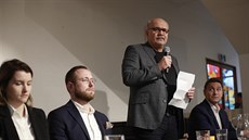 Člen petičního výboru nové strany iČesko, exposlanec za ODA Jan Štern, hovoří... Člen petičního výboru nové strany iČesko, exposlanec za ODA Jan Štern, hovoří...
