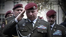 Bývalý voják se zúčastnil pěti zahraničních misí. V květnu 2007 málem přišel v... Bývalý voják se zúčastnil pěti zahraničních misí. V květnu 2007 málem přišel v...