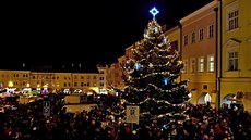 Kroměříž - Advent s Domem kultury na Velkém náměstí Kroměříž - Advent s Domem kultury na Velkém náměstí