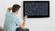 Televizní světě čekají změny. Připravte se včas s O2 TV. Televizní světě čekají změny. Připravte se včas s O2 TV.