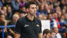 Ústecký trenér Antonín Pištěcký během zápasu s Děčínem Ústecký trenér Antonín Pištěcký během zápasu s Děčínem