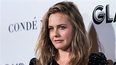 Alicia Silverstoneová na Glamour Women of the Year Awards (New York, 13.... Alicia Silverstoneová na Glamour Women of the Year Awards (New York, 13....