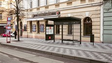 Nový design zastávek městské hromadné dopravy. Ukazují čas počasí. Nový design zastávek městské hromadné dopravy. Ukazují čas počasí.