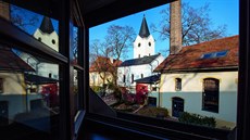 Dolní Počernice patřily rodu Dercsényiů až do roku 1923, kdy je koupila pražská... Dolní Počernice patřily rodu Dercsényiů až do roku 1923, kdy je koupila pražská...