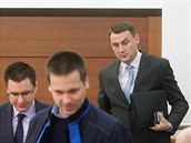 Liberecký hejtman Martin Půta u soudu (4. prosinec 2018) Liberecký hejtman Martin Půta u soudu (4. prosinec 2018)