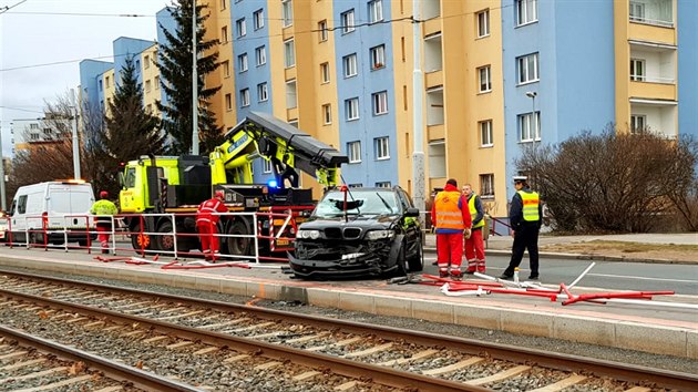 Nehoda ve vehlov ulici v Praze 10 (9. prosince 2018)