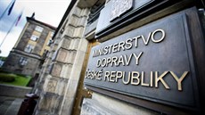 Budova ministerstva dopravy na Nábřeží Ludvíka Svobody v Praze Budova ministerstva dopravy na Nábřeží Ludvíka Svobody v Praze