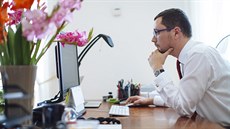 Mluvčí prezidenta republiky Jiří Ovčáček v srpnu 2015 Mluvčí prezidenta republiky Jiří Ovčáček v srpnu 2015