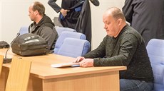 Obžalovaný Robert Kopal u zlínského soudu. Obžalovaný Robert Kopal u zlínského soudu.