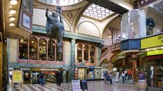 Palác Lucerna je první pasážový dům v Praze. Palác Lucerna je první pasážový dům v Praze.