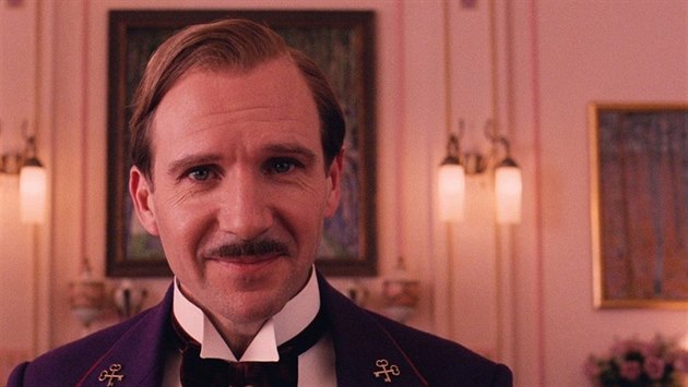 Ralph Fiennes dostal čestnou cenu Evropské filmové akademie. Ralph Fiennes dostal čestnou cenu Evropské filmové akademie.