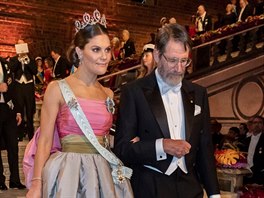 védská korunní princezna Victoria a laureát Nobelovy ceny za chemii George P....