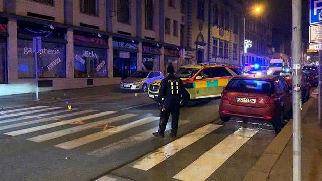 Nehoda v Konvov ulici. (13.12.2018)