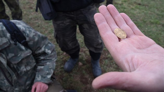 Archeologov vysokomtskho Regionlnho muzea na mst jet poklad dohledvali.