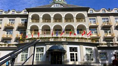 Sanatorium Priessnitz je dnes nejvýznamnější stavbou a jakýmsi logem Lázní... Sanatorium Priessnitz je dnes nejvýznamnější stavbou a jakýmsi logem Lázní...