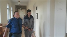 Bezdomovec vážně zranil náhodného chodce Bezdomovec vážně zranil náhodného chodce