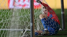 Plzeňský záložník Jan Kovařík slaví v síti svůj gól proti AS Řím v utkání Ligy... Plzeňský záložník Jan Kovařík slaví v síti svůj gól proti AS Řím v utkání Ligy...
