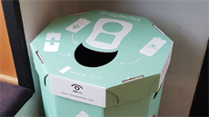 Nová asociace se snaží zlepšit recyklaci plechovek pomocí vlastních košů. Nová asociace se snaží zlepšit recyklaci plechovek pomocí vlastních košů.