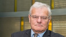Petr Sáha vedl zlínskou univerzitu v letech 2001–07 a 2010–18. Petr Sáha vedl zlínskou univerzitu v letech 2001–07 a 2010–18.