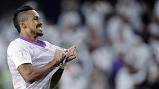 Caio z Al Ajn oslavuje úspěšný konec penaltového rozstřelu s River Plate. Caio z Al Ajn oslavuje úspěšný konec penaltového rozstřelu s River Plate.