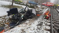 Nehoda spěšného vlaku a auta u Červeného Kostelce (18.12.2018). Nehoda spěšného vlaku a auta u Červeného Kostelce (18.12.2018).