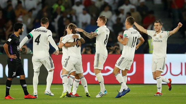 Hráči Realu Madrid se radují ze vstřeleného gólu v utkání mistrovství světa... Hráči Realu Madrid se radují ze vstřeleného gólu v utkání mistrovství světa...