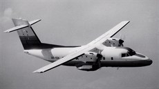 První prototyp L-610 létal nejprve se zkuební imatrikulací OK-130, pro paíský aerosalon v roce 1989 dostal imatrikulaci OK-TZB, po návratu dom zmnno zpt na OK-130.