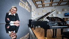 Zuzana Ceralová Petrofová stojí včele hradecké společnosti Petrof už čtrnáctý... Zuzana Ceralová Petrofová stojí včele hradecké společnosti Petrof už čtrnáctý...