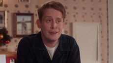 Macaulay Culkin v reklam. Po ticeti letech opt jako Kevin v Sám doma (2018).
