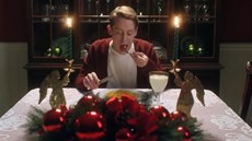 Macaulay Culkin v reklam. Po ticeti letech opt jako Kevin v Sám doma (2018).