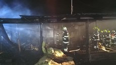 Sboru dobrovolných hasičů ve Svinčanech shořela hasičárna. Sboru dobrovolných hasičů ve Svinčanech shořela hasičárna.