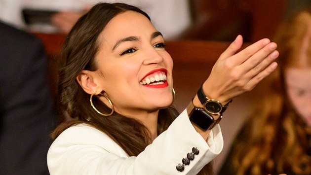 Alexandria Ocasio-Cortezová je konzervativní Americe trnem v oku. Alexandria Ocasio-Cortezová je konzervativní Americe trnem v oku.