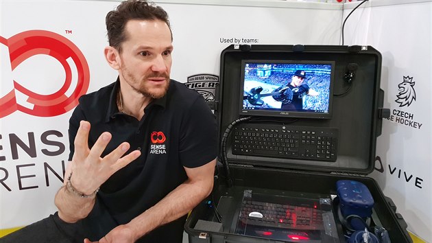 Odborným konzultantem Sense Areny je bývalá hvězda NHL Patrik Eliáš. Odborným konzultantem Sense Areny je bývalá hvězda NHL Patrik Eliáš.