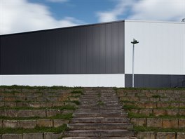 Studio Cuboid navrhlo sportovní halu pro msto Kuim. Budova stojí v centru...
