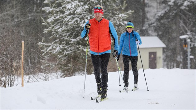 Bkai trnovali na umav pod vedenm Michala Pilouka (na snmku) a olympioniky Heleny Karskov Erbenov.