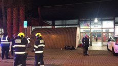 Hasiči a záchranáři zasahovali na zimním stadionu v pražských Holešovicích, kde... Hasiči a záchranáři zasahovali na zimním stadionu v pražských Holešovicích, kde...