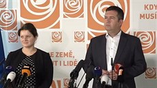 Ministr vnitra Jan Hamáček a ministryně práce a sociálních věcí Jana Maláčová... Ministr vnitra Jan Hamáček a ministryně práce a sociálních věcí Jana Maláčová...
